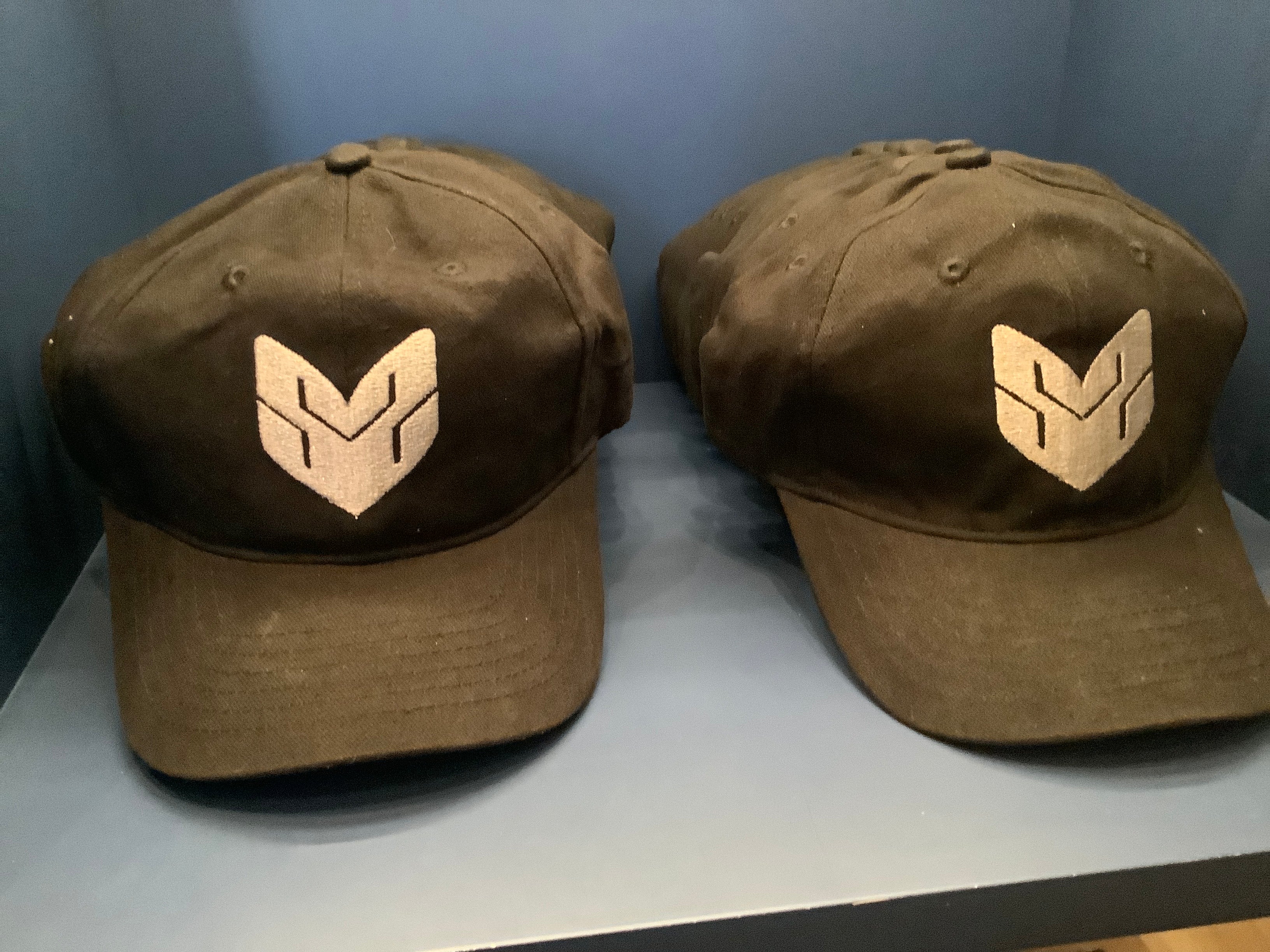 Slum - Village - Hat
